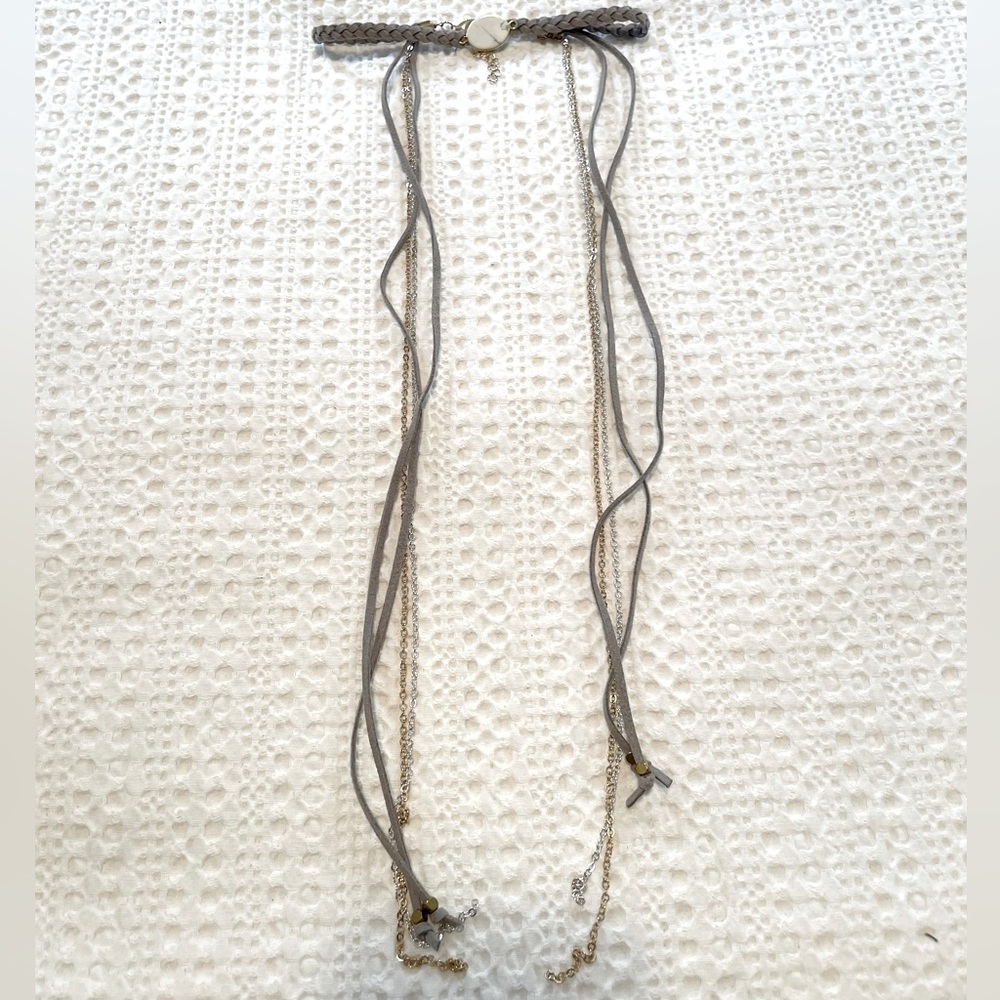 Choker necklace